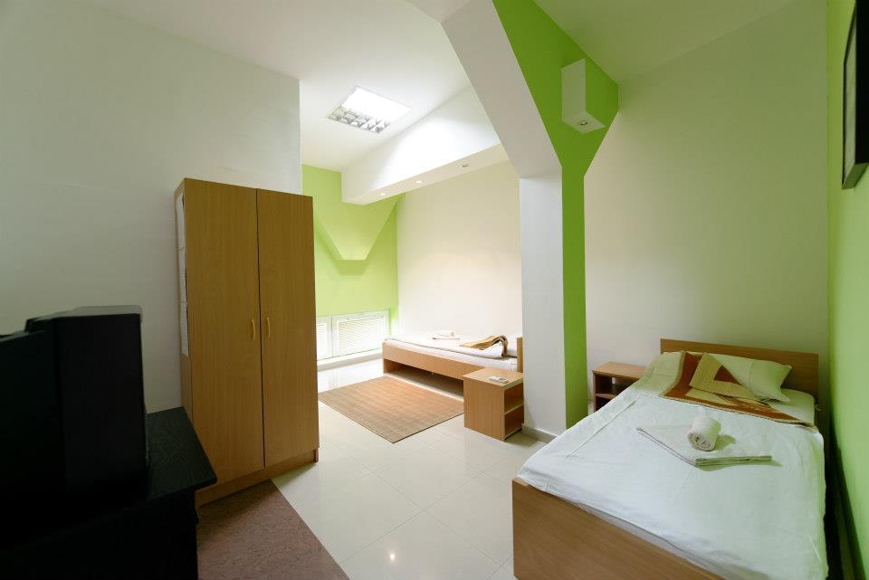Hostel Paparazzo & Apartmens Kikinda Екстериор снимка