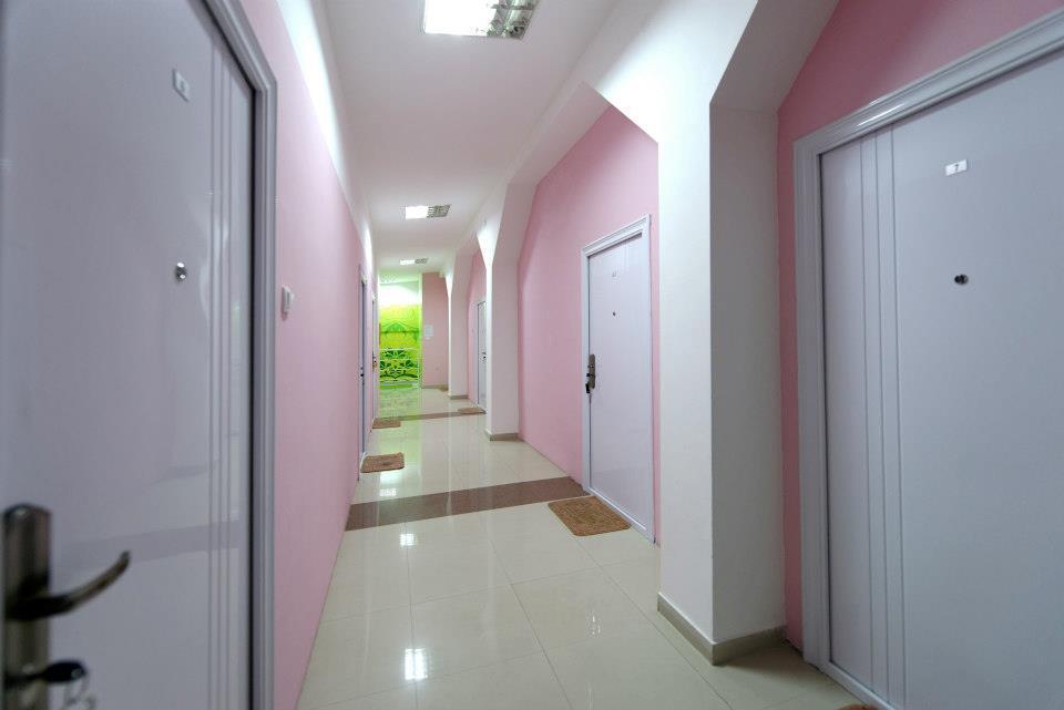 Hostel Paparazzo & Apartmens Kikinda Екстериор снимка